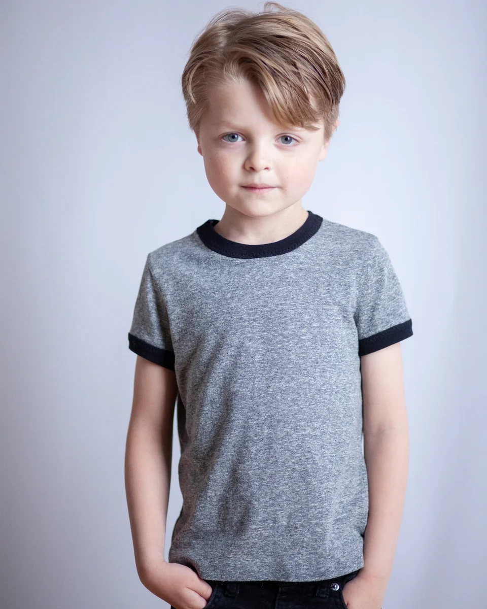 Photo du patron Mini Rio Ringer T-Shirt & Dress cousu · vue 1 sur 7