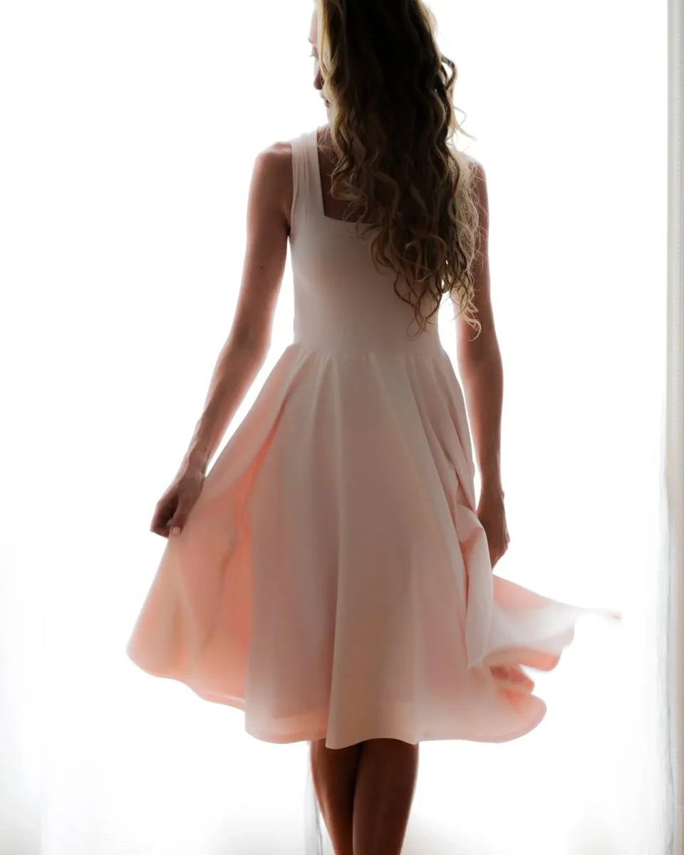 Photo du patron EXTENSION ROBES WANTED cousu · vue 1 sur 8