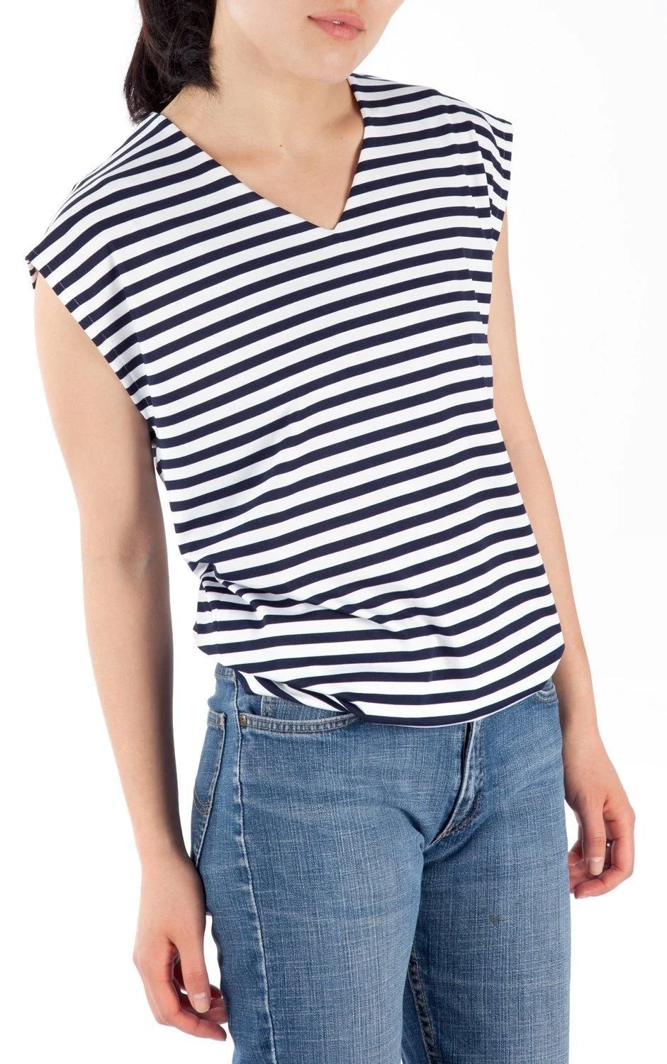 Photo du patron BOBBIE V-Neck Top cousu · vue 1 sur 5