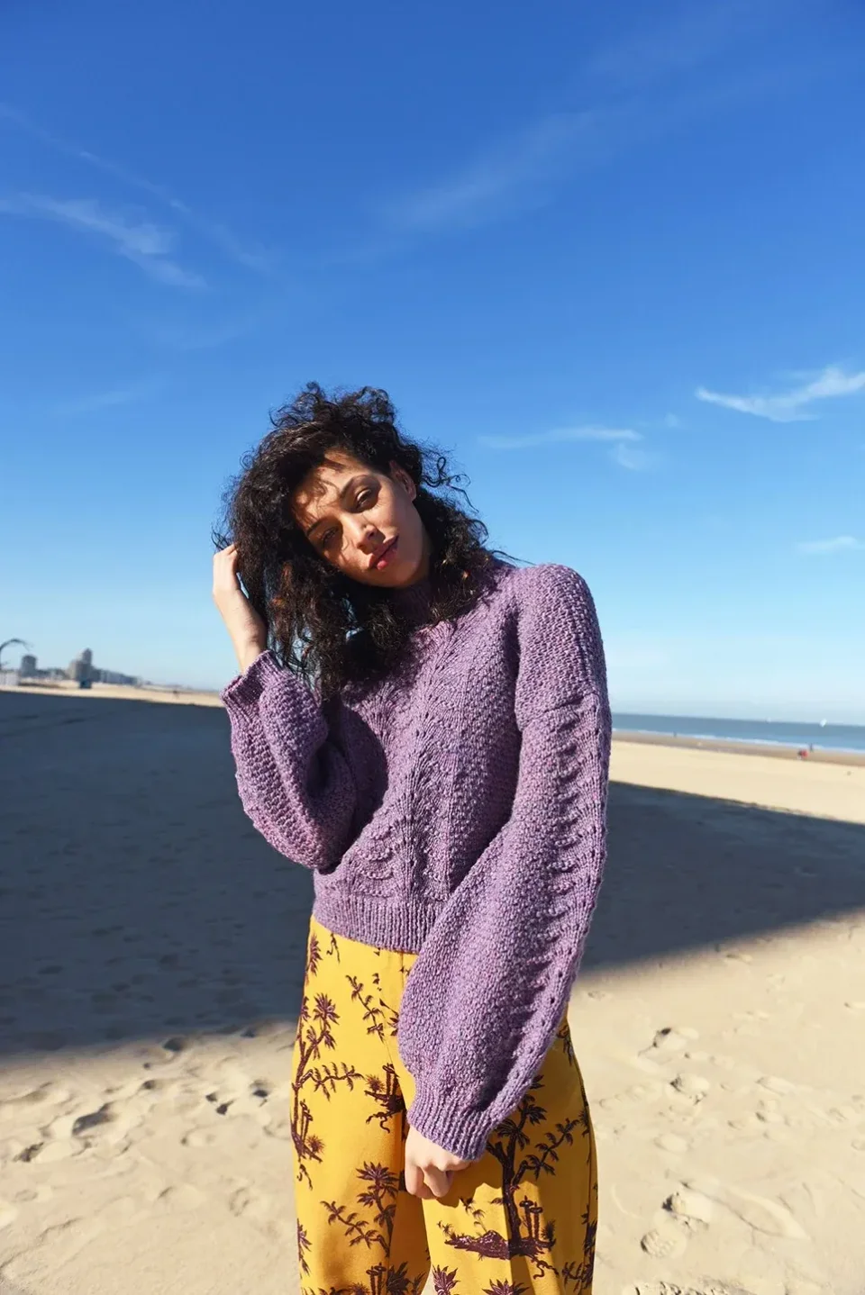 Photo du patron Lila Sweater Knitting Pattern cousu · vue 1 sur 6