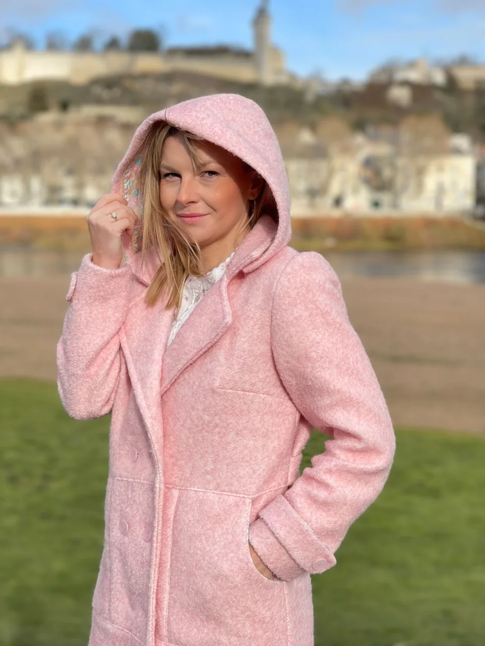 Photo du patron Manteau Queen cousu · vue 1 sur 8