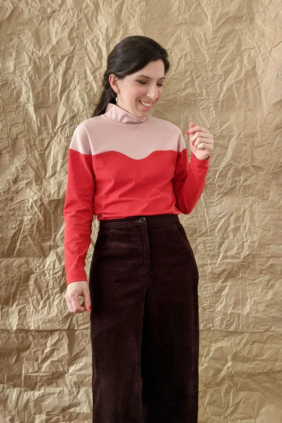 Photo du patron High neck long bat sleeved top pattern - VAGUE cousu · vue 1 sur 8