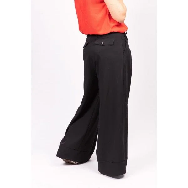 Photo du patron PANTALON/JUPE-CULOTTE ORLANDO cousu · vue 1 sur 8