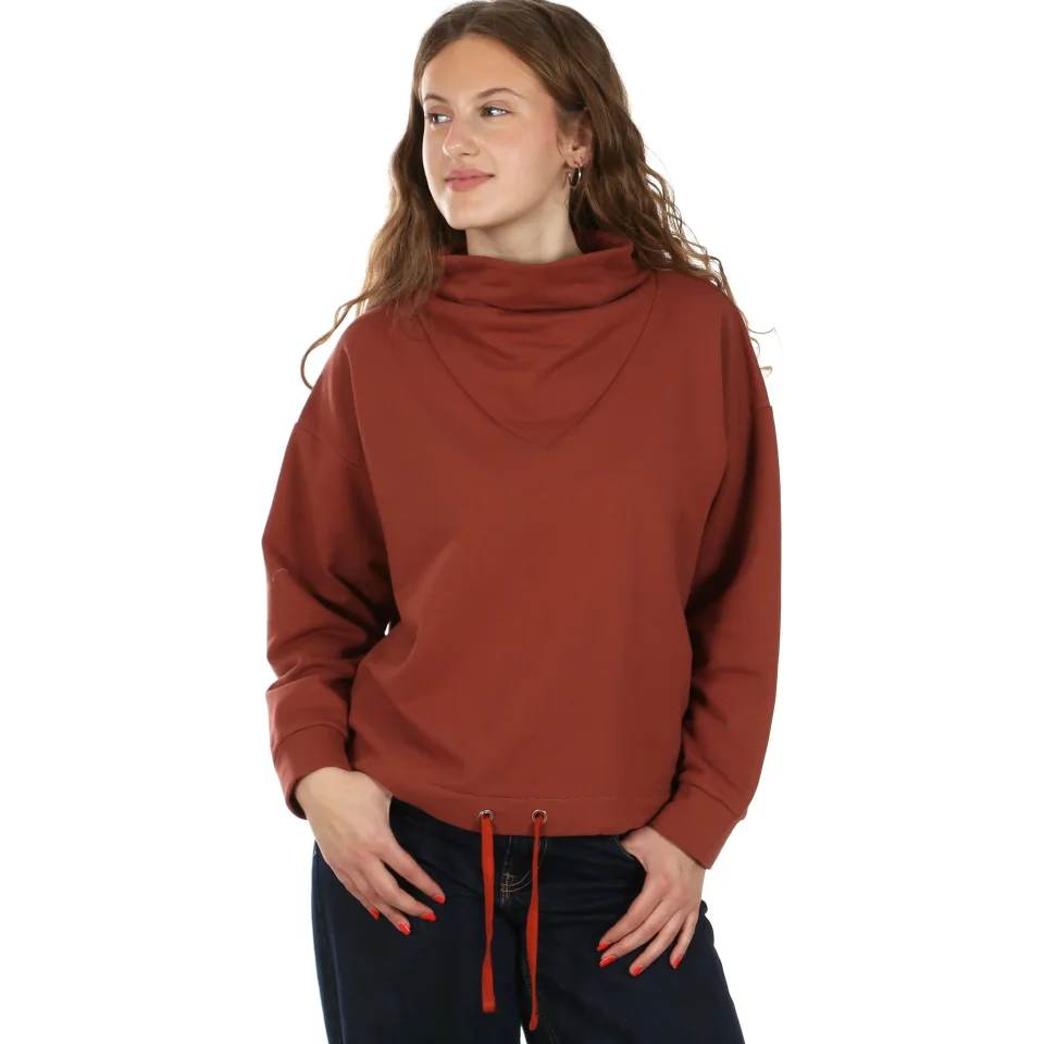 Photo du patron Sweat Madame Vera cousu · vue 1 sur 8