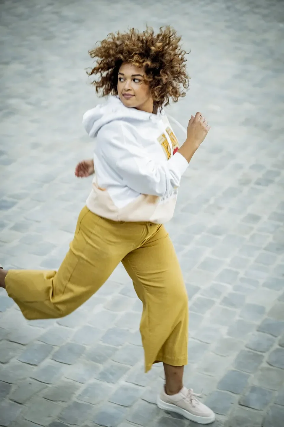 Photo du patron Babette Trousers Sewing Pattern cousu · vue 1 sur 8