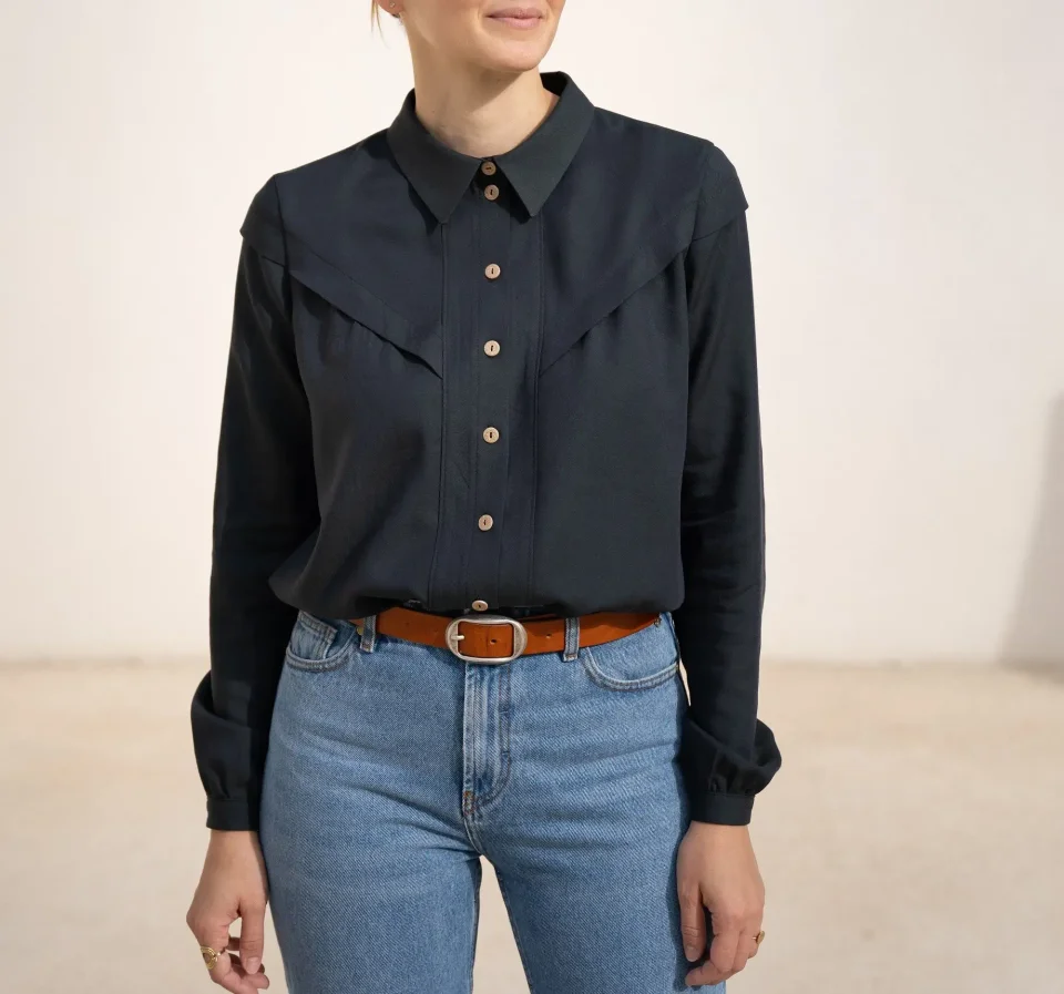 Photo du patron Blouse Glam boutonnée cousu · vue 1 sur 8
