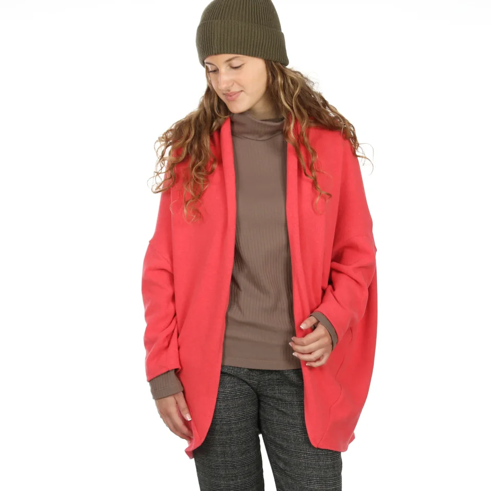 Photo du patron Cardigan Madame Susa cousu · vue 1 sur 8